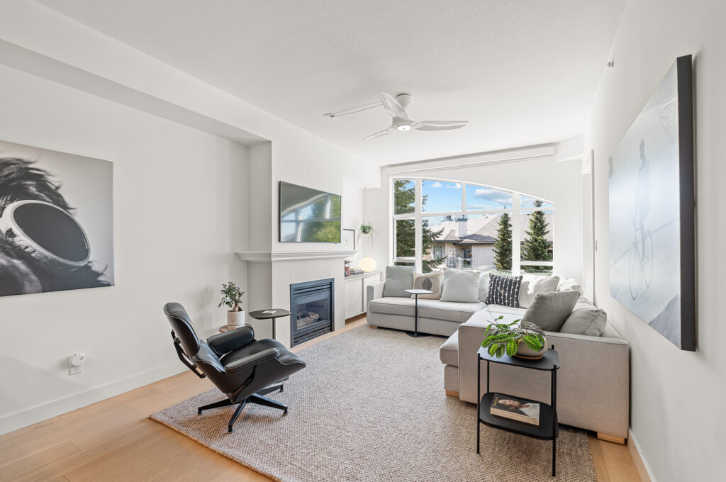 #407 – 3600 Windcrest Drive